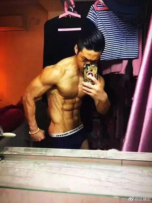 吃瓜爆料腹肌男视频,吃瓜群众热议健身达人风采  第3张